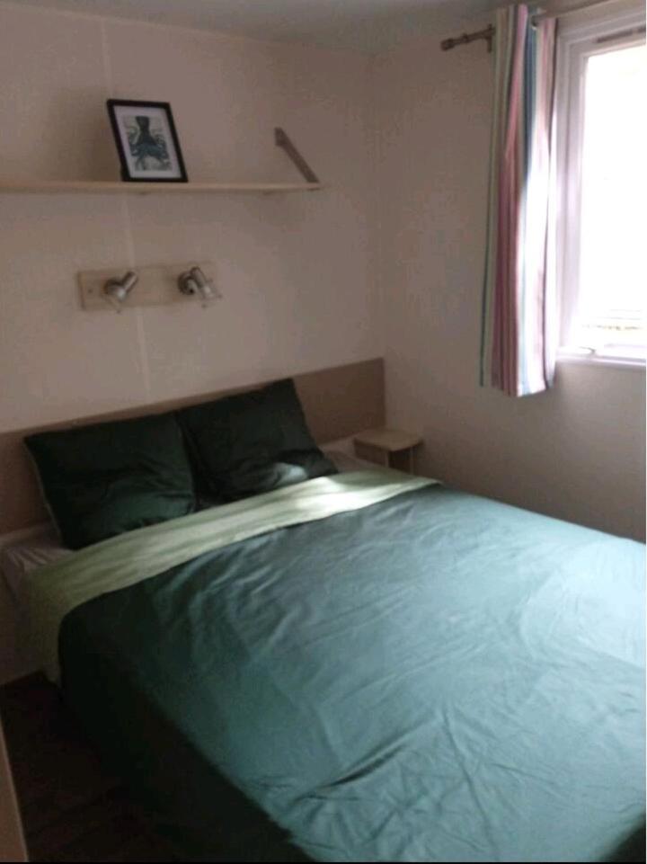 Hotel Le Kraken à Aureilhan  Extérieur photo